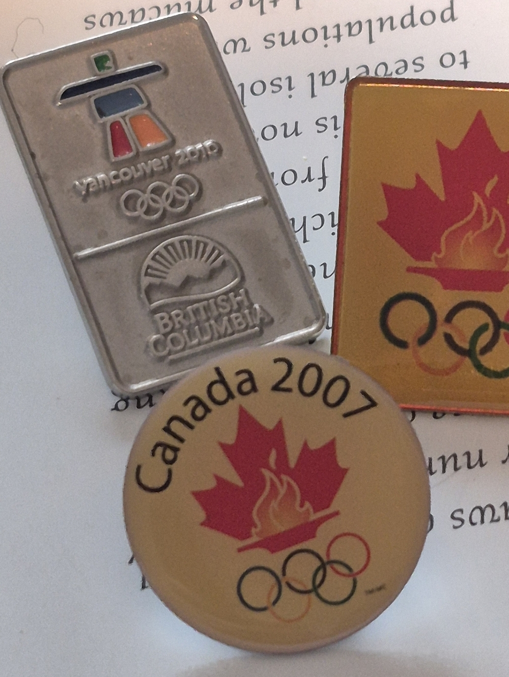 3 Canadian Olympic Commemorative Lapel Pins Bundle - Picture 1 of 2